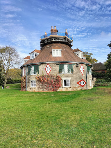 A La Ronde|Museums|Travel