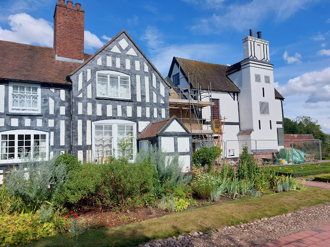 Boscobel House and The Royal Oak Logo