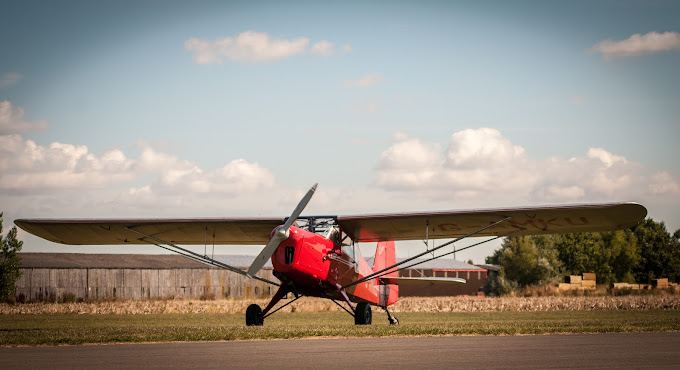 Breighton Aerodrome Logo