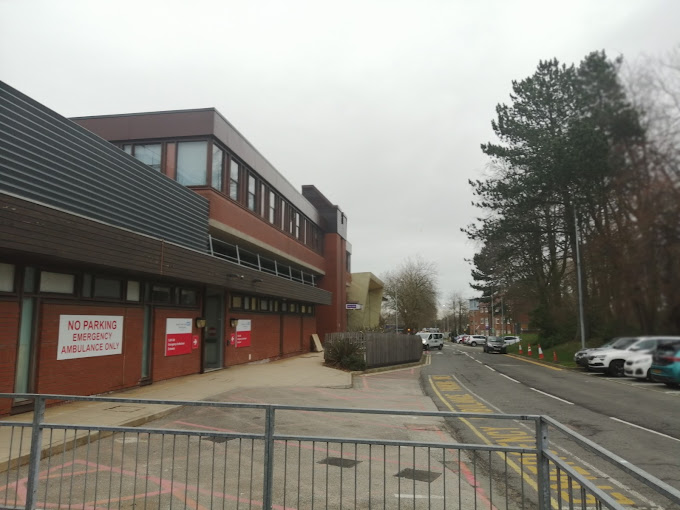 Broadgreen Hospital - Logo