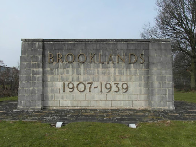 Brooklands Museum Logo