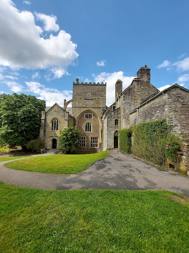 Buckland Abbey - Logo