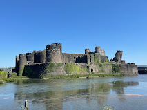 Caerphilly Castle Logo