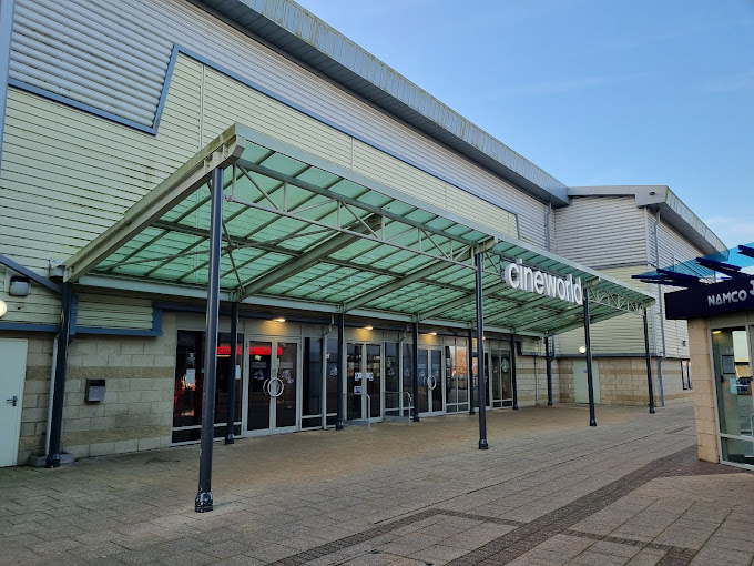 Cineworld - Braintree Entertainment | Movie Theater