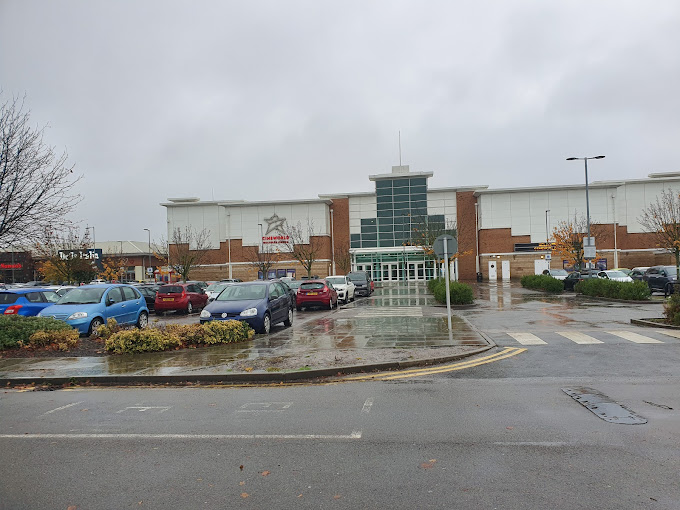 Cineworld - Burton upon Trent Entertainment | Movie Theater