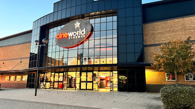 Cineworld Rochester Education | Schools