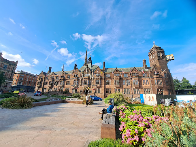 Coventry University - Logo