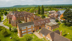 Cranleigh School Education | Schools