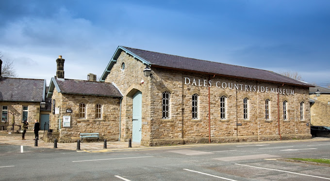 Dales Countryside Museum Logo