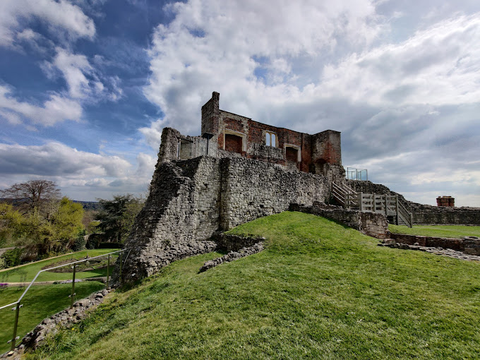 Farnham Castle Keep - Logo