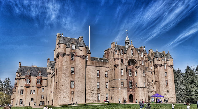 Fyvie Castle Logo