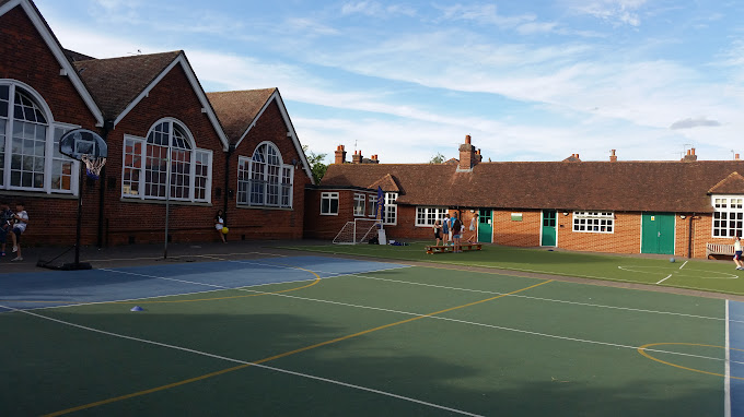 Godalming Junior School Education | Schools