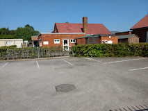 Grovelands Primary School Education | Schools