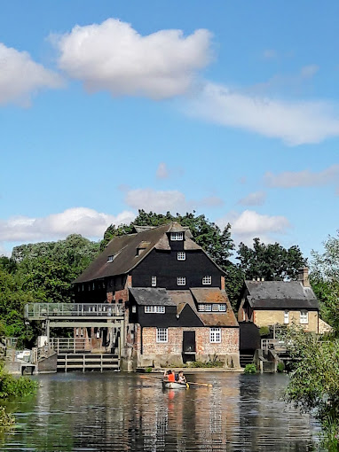 Houghton Mill Logo