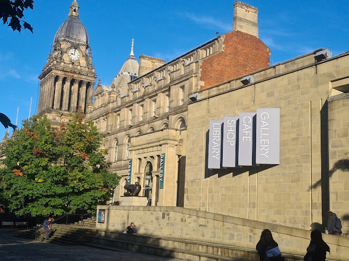 Leeds Art Gallery - Logo