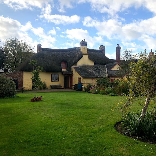 Marker's Cottage - Logo