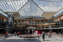 Middlesex University Logo