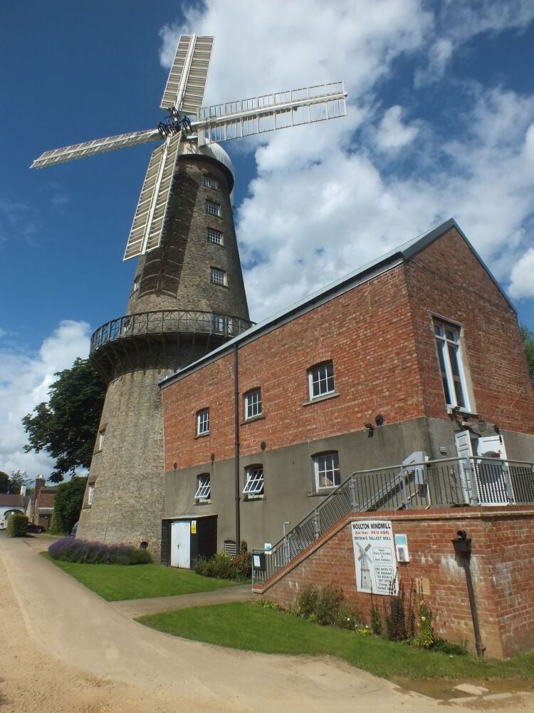 Moulton Windmill Logo