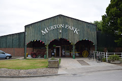 Murton Park Logo