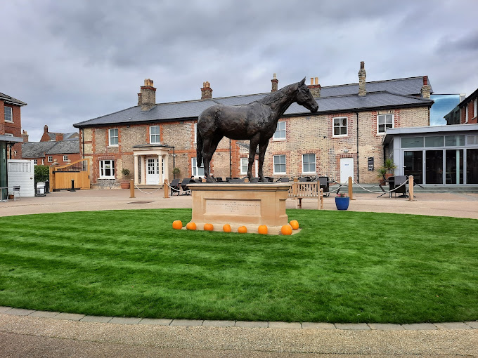 National Horse Racing Museum Logo