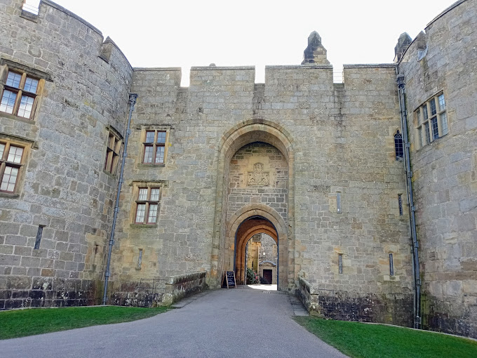 National Trust - Chirk Castle - Logo