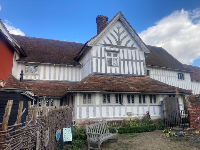 National Trust - Lavenham Guildhall Logo