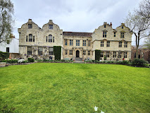 National Trust - Treasurer's House, York Logo