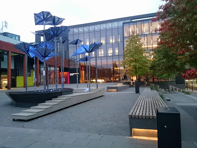 Oxford Brookes University - Logo