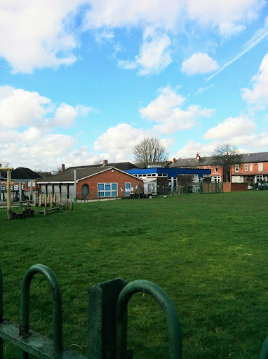 Park Road Sale Primary School Education | Schools