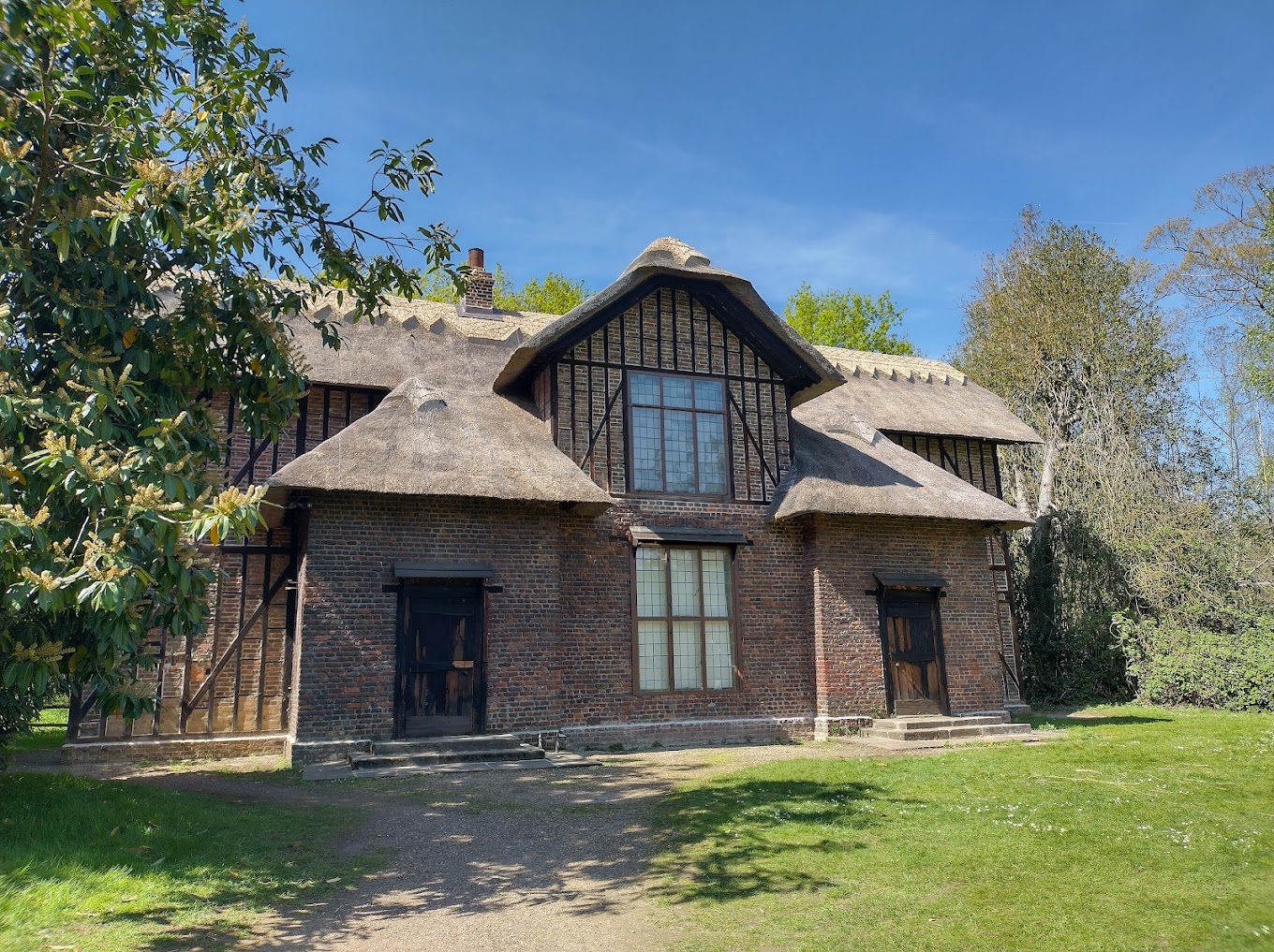 Queen Charlotte's Cottage Logo