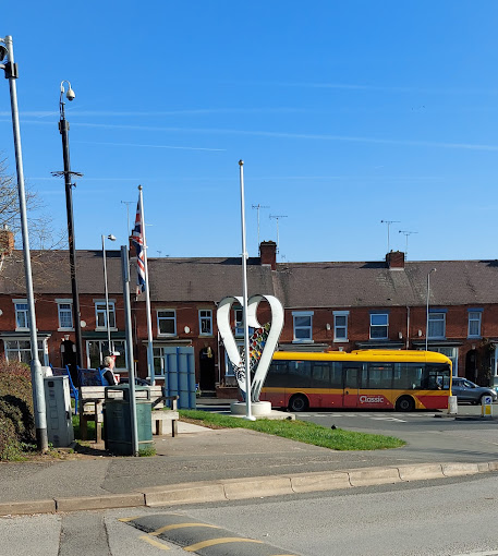 Queens Hospital - Logo