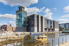 Royal Armouries Museum Logo