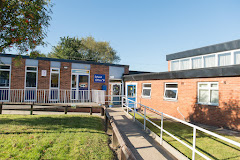 Templenewsam Halton Primary School Education | Schools