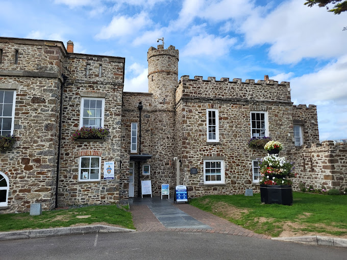 The Castle, Bude Logo