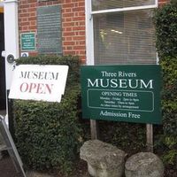 The Three Rivers Museum of local history Logo