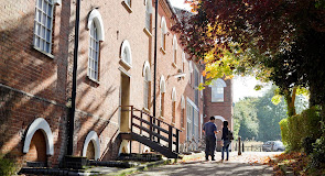 The University of Buckingham Logo