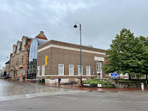 Tunbridge Wells Museum & Art Gallery Logo