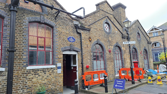 Walthamstow Pumphouse Museum - Logo