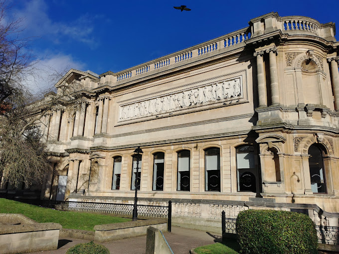 Wolverhampton Art Gallery Logo